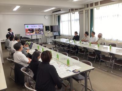 1学期の教育活動の発表の様子